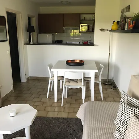 - 40 M2 * סן טרופז